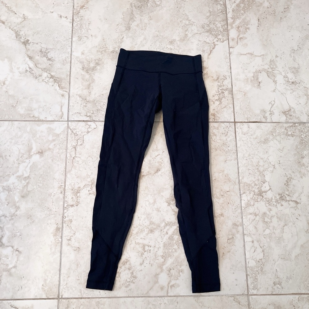 Free- Lululemon leggings